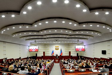 Межпарламентские связи становятся крепче